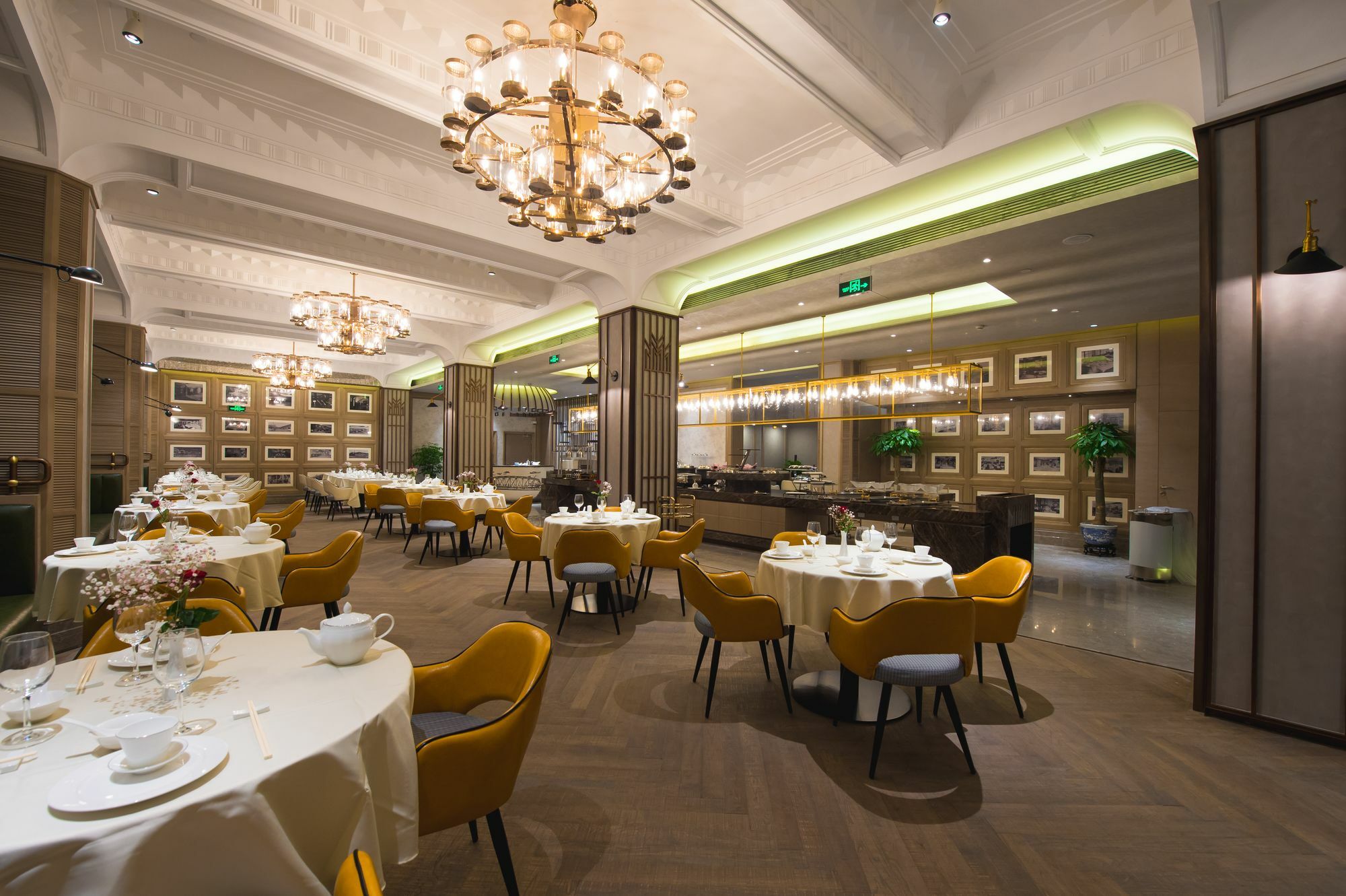 Jinjiang Metropolo Classiq Shanghai Nanjing Road Exterior foto